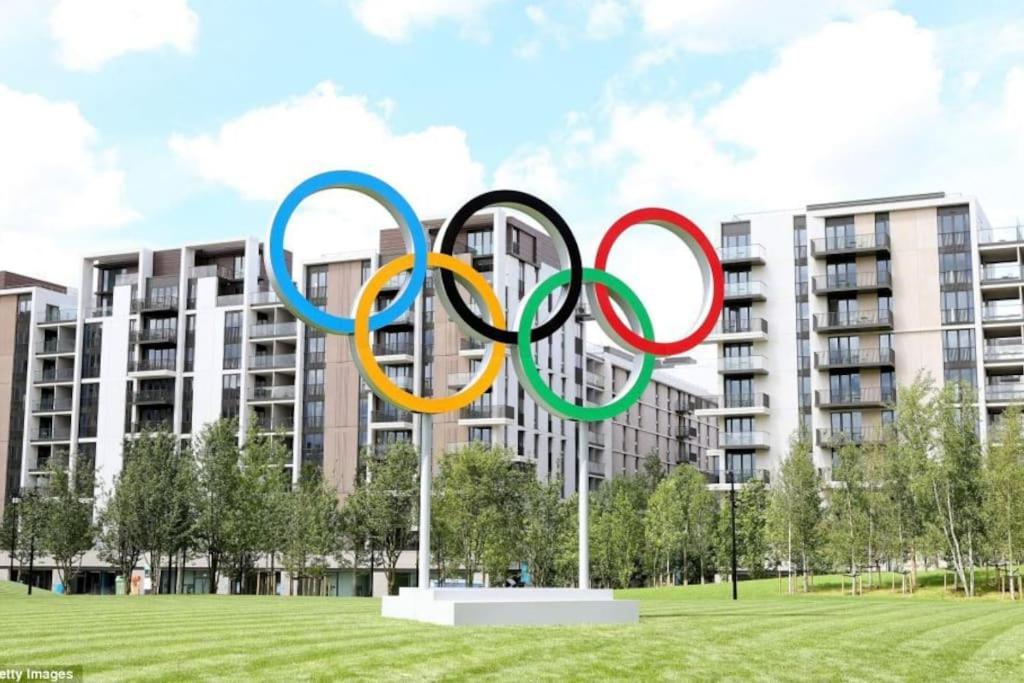 Stylish New Listing! Free Parking, Trendy Location Apartment London Exterior photo